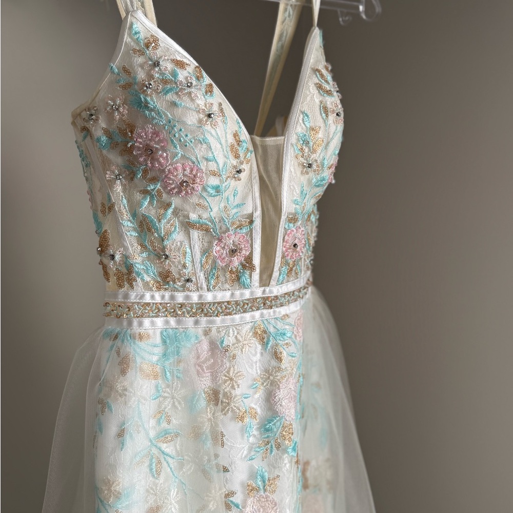 Floral Embroidered Prom Dress with Tulle Skirt